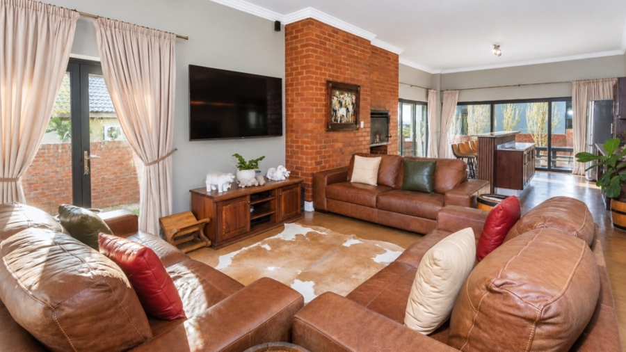 4 Bedroom Property for Sale in Seasons Lifestyle Estate North West